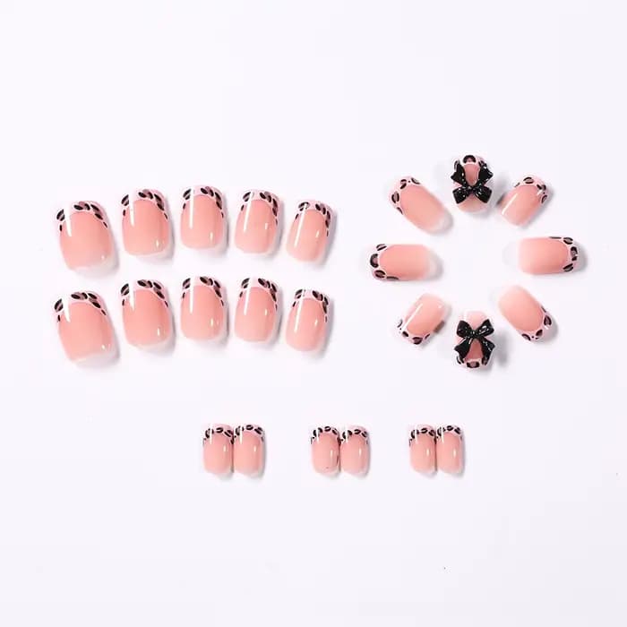 24 faux ongles courts carrés à imprimé léopard rose, avec nœud papillon noir 3D, en acrylique, à pre