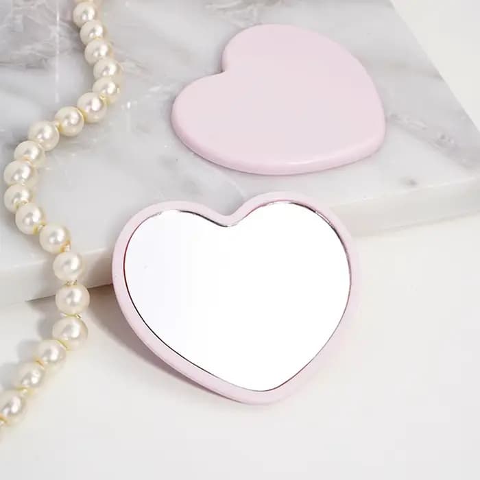 Miroir de maquillage en forme d'amour, haute définition, PVC pratique, mignon, cadeau, transport, vo