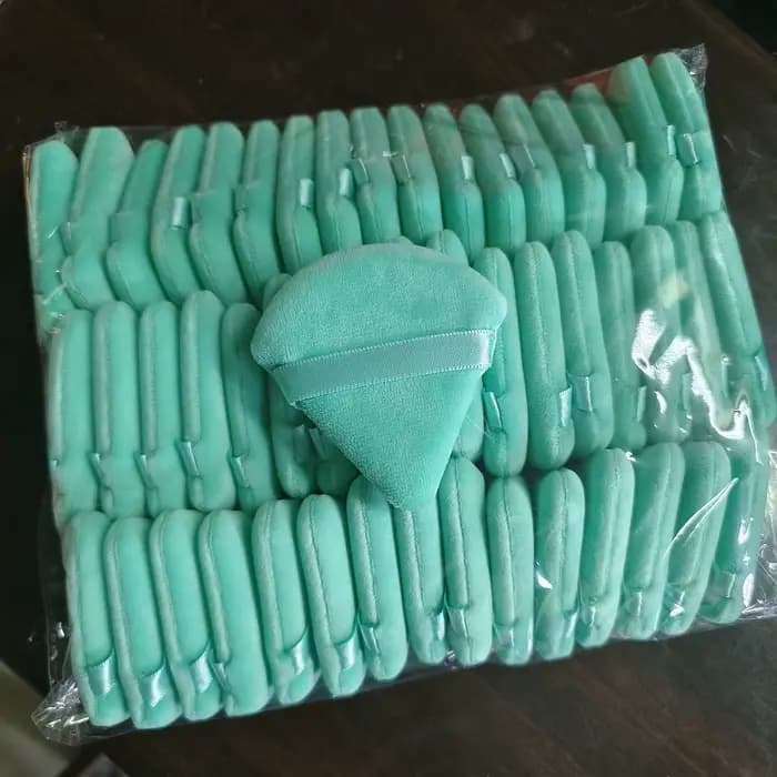En gros 50 pièces Triangle poudre bouffée Mini visage maquillage éponge cosmétiques doux coton visag
