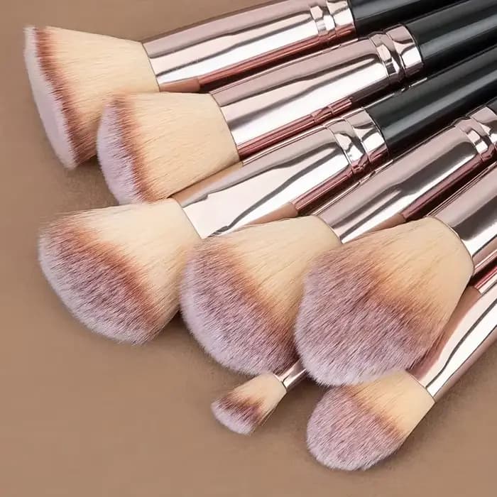 Ensemble de pinceaux de maquillage professionnels pour femme, fond de teint, fard à barrage, surlign