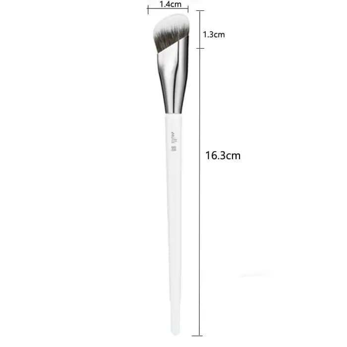Pinceaux de maquillage correcteurs blancs 811