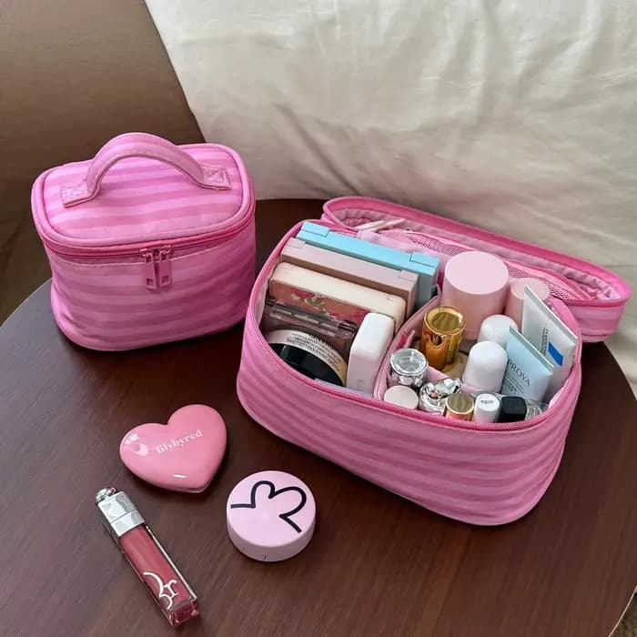 Nouvelle Trousse de Maquillage Portable Mini Mignonne à Rayures Roses pour Femmes – Idéale pour les Sorties et les Voyages