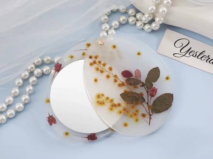 Miroir de maquillage rotatif