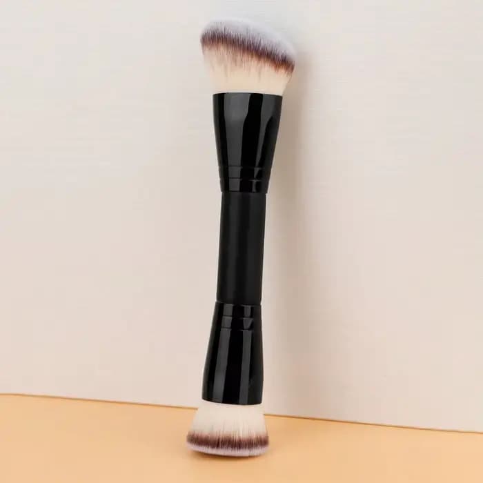 Pinceau de maquillage pour le visage