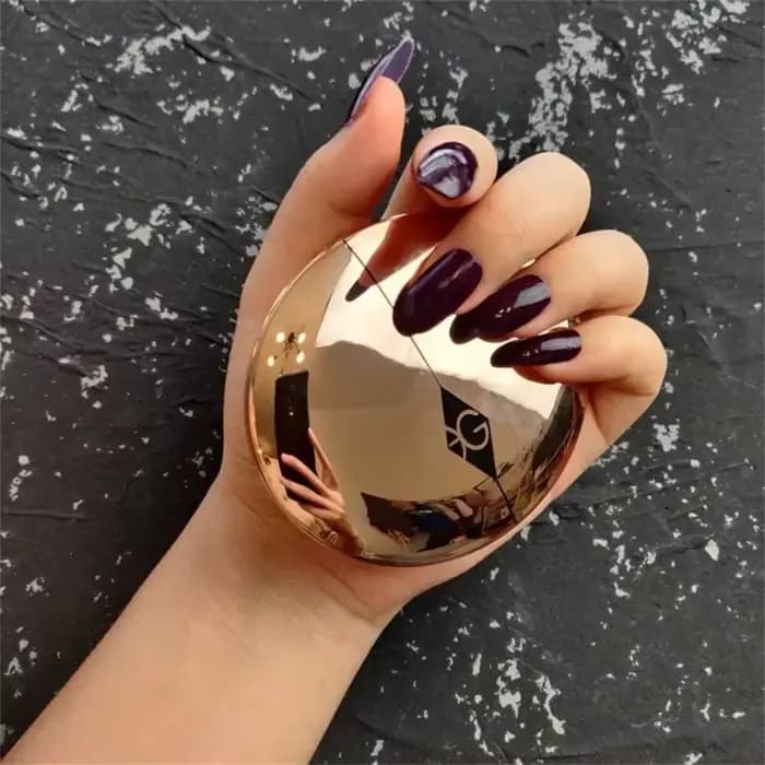 Palette de contouring avec miroir