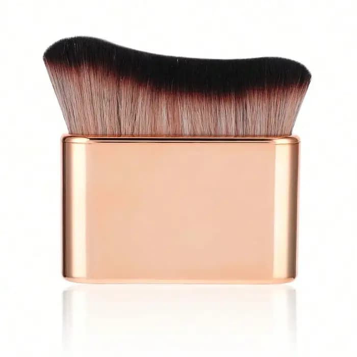 Pinceau auto-bronzant doux pour le corps