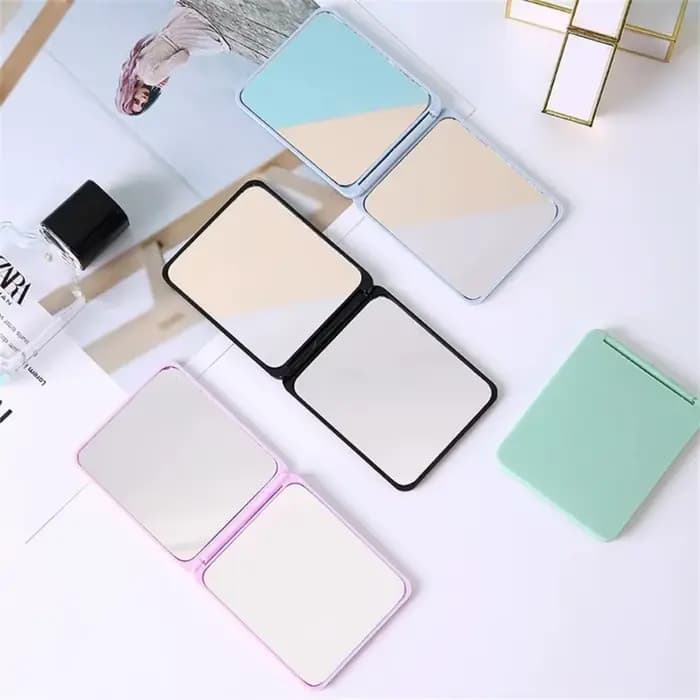 Miroir de maquillage pliable