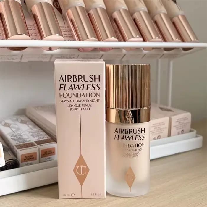 Charlotte Tilbury Fond de Teint Liquide