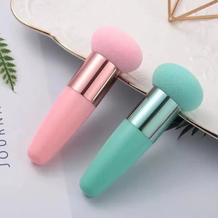 Pinceau de maquillage avec poignée pour femme