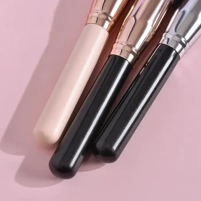 1pc pinceaux de maquillage plats Kabuki fond de teint brosse liquide crème poudre Contour mélange visage réparation outils de beauté Brochas Maquillaje
