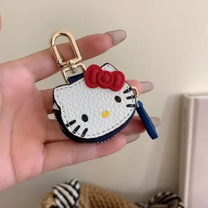 Porte-clés en cuir Hello Kitty Kawaii, pendentif personnalisé, accessoires de mode créatifs pour vêtements