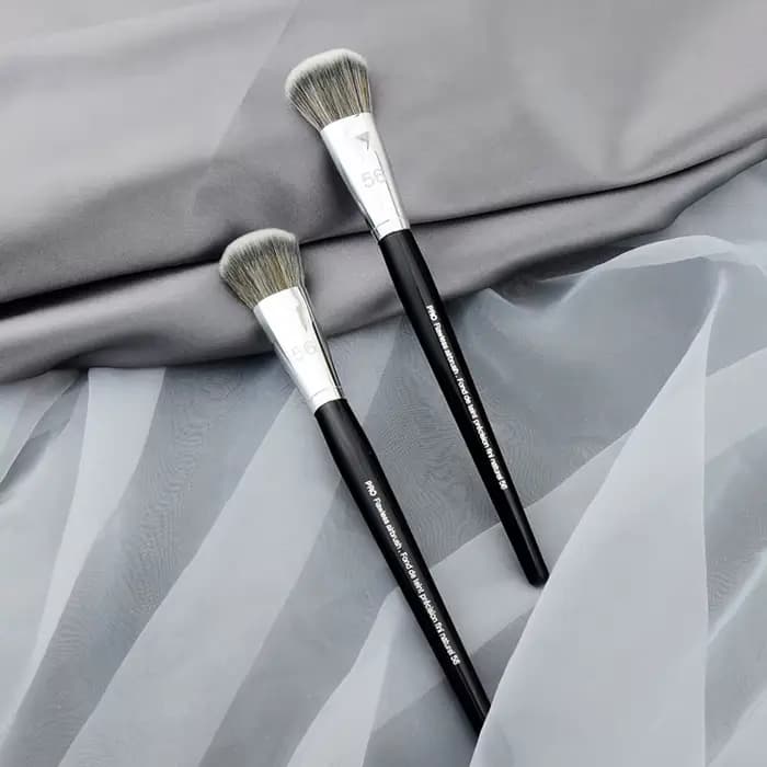 Pinceau de maquillage aérographe pour fond de teint noir