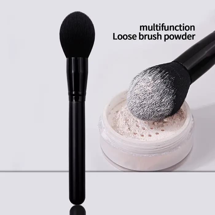 Pinceau de maquillage noir