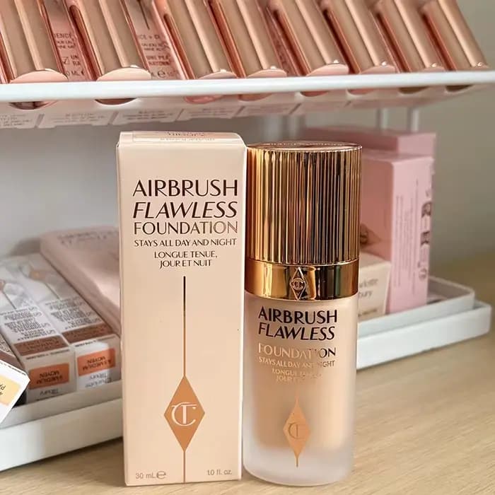 Charlotte Tilbury Fond de Teint Liquide