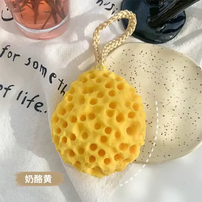 1/4 éponge japonaise : douce et absorbante