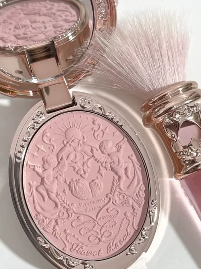 Flower Knows Strawberry Rococo Blush 02 - Fard à joues gaufré pour le visage