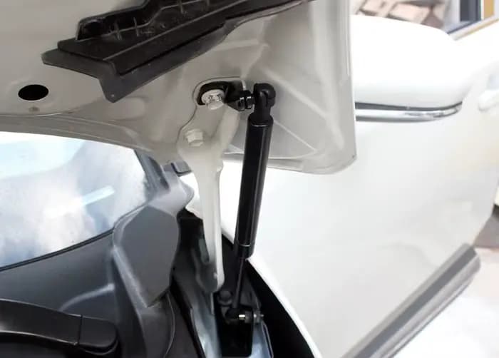 Accessoires de voiture pour Toyota C-HR CHR 2016 2017 2018 2019 2020 2021 2022 Amortisseur à gaz avant Capot Amortisseur Barres Support de levage