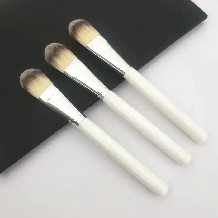Manche en bois masque brosse poudre humide blush