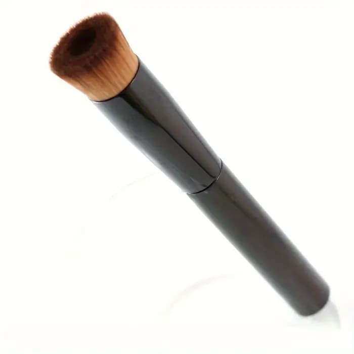 Pinceau de fond de teint FlawlessFoundation - Tête plate pour maquillage liquide