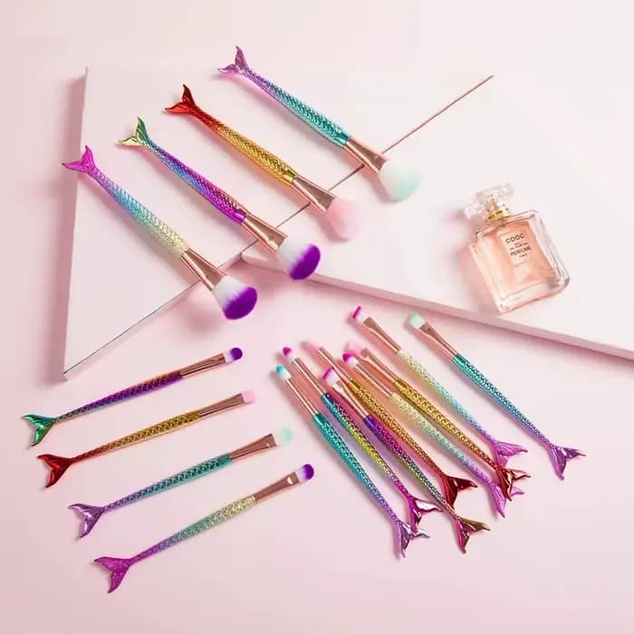 Pinceau de maquillage sirène imbibé