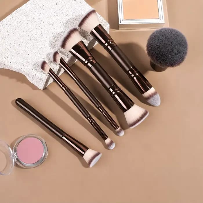 Ensemble de pinceaux de maquillage professionnels