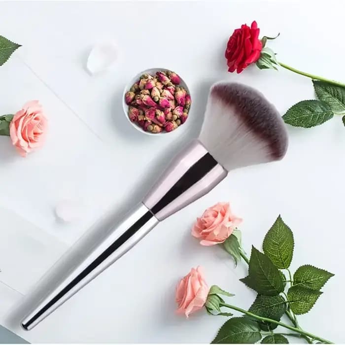 Pinceaux de maquillage doux pour femmes