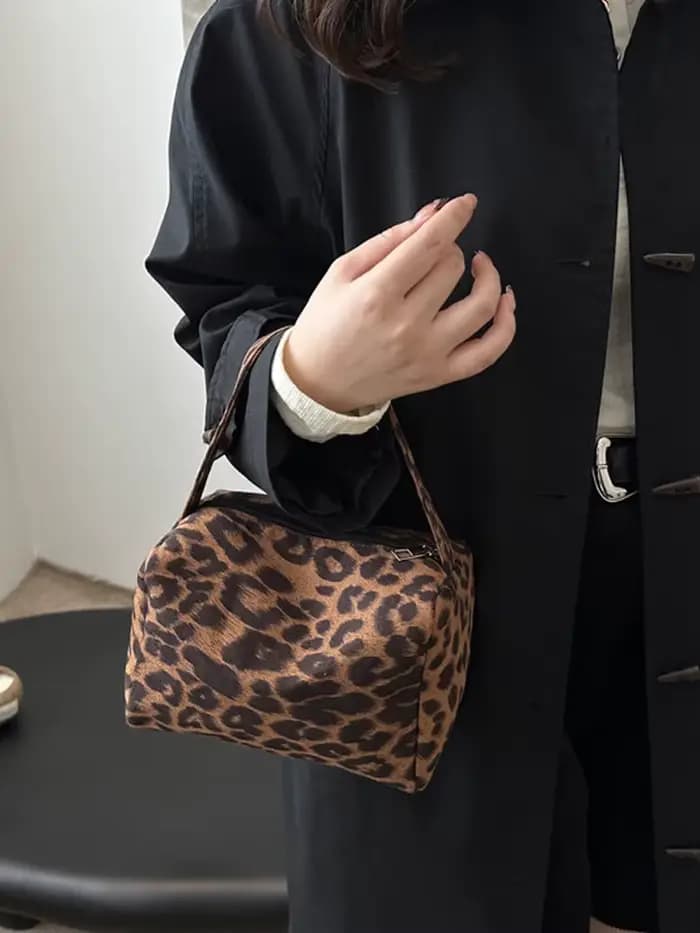 Sac à cosmétiques à imprimé léopard pour femmes