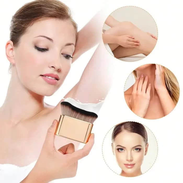 Pinceau auto-bronzant doux pour le corps