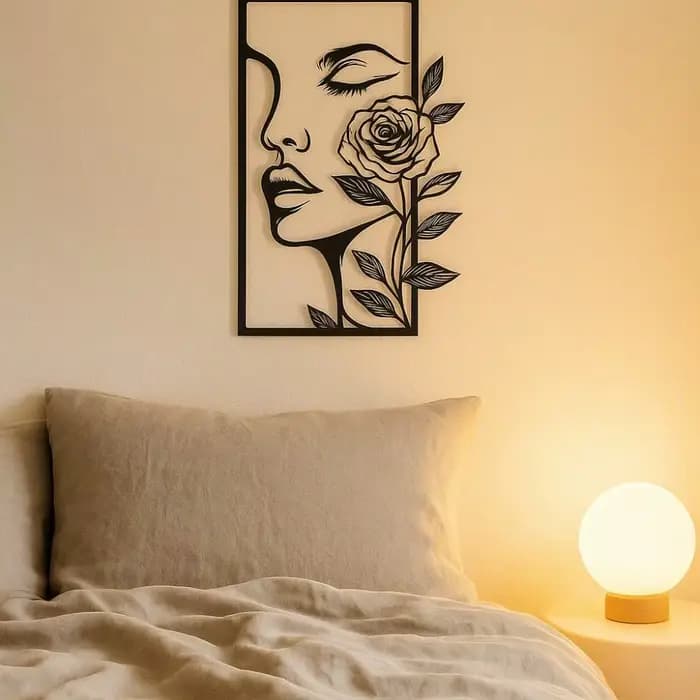 Décoration murale en métal pour femmes avec motifs floraux, décoration moderne pour la maison, cadeau esthétique, contouring facial, décoration de chambre à coucher
