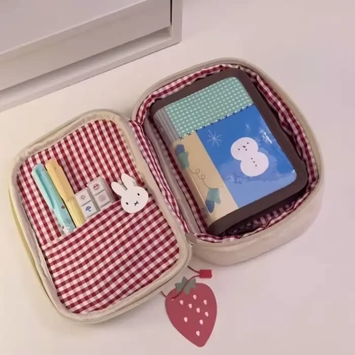 Trousse à crayons fraise mignonne