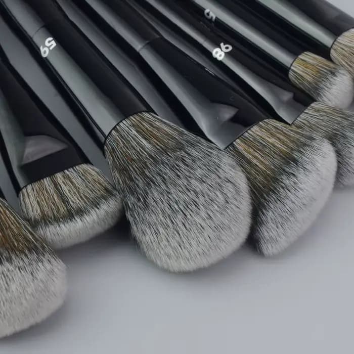 SEP – pinceaux de maquillage série noire