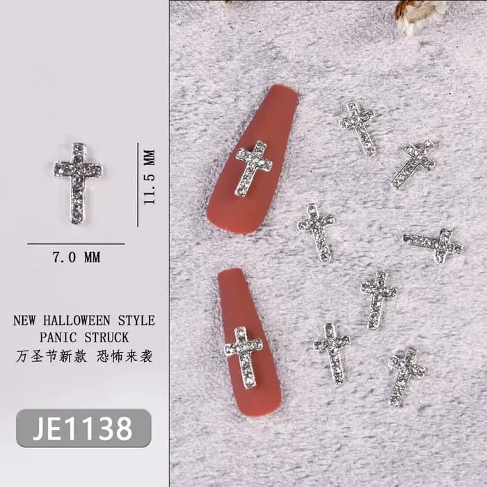 Breloques pour ongles en forme de croix Punk à paillettes complètes, 7x11.5cm, croix en métal argent