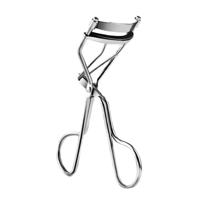 Recourbe-cils professionnel en acier inoxydable avec une poignée confortable. Recourbe-cils en acier
