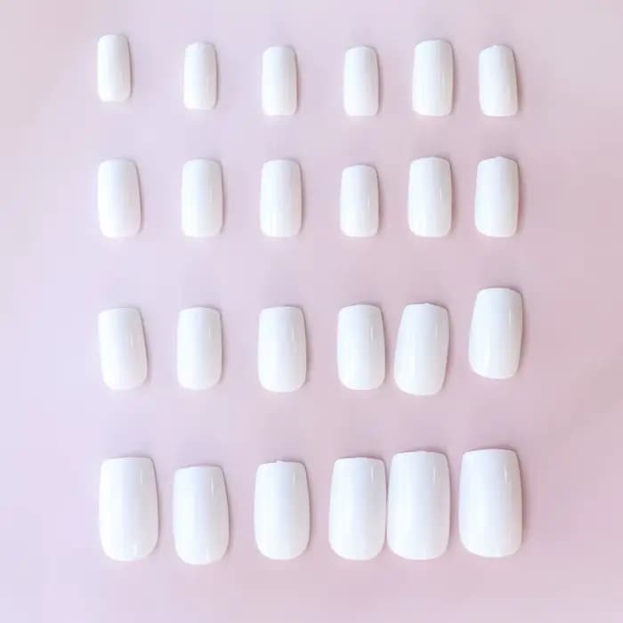 ARTAUG 24 pièces court carré blanc solide couverture complète couverture complète faux ongles ensemb