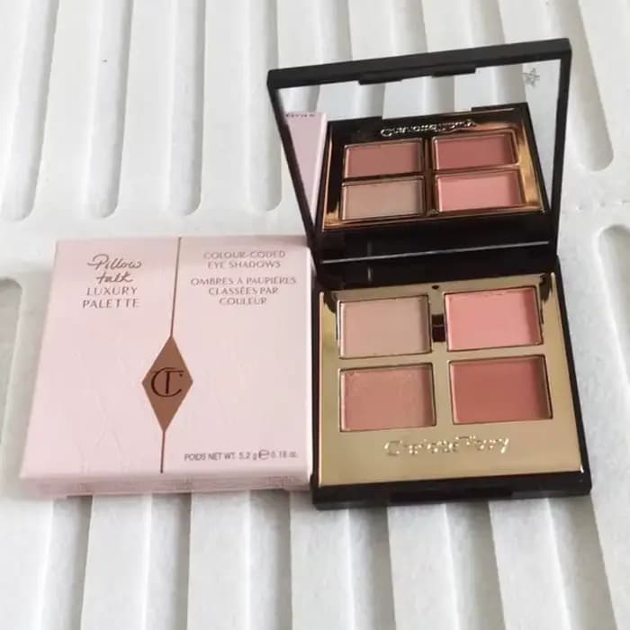 Nouvelle palette de fards à paupières quatre couleurs Charlotte Tilbury, fards à paupières mats et p