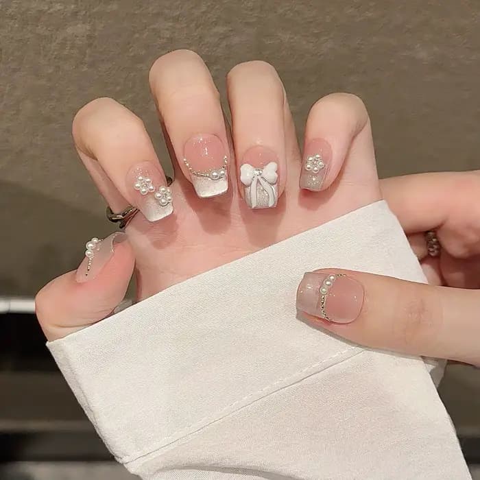 Presse à la main sur les ongles doux nœud papillon perle décor français faux ongles pour femmes fill