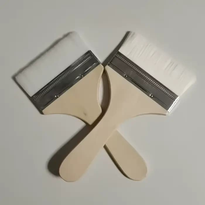 2 pinceaux en laine de chèvre - grands et plats pour une application facile du latex et des peinture