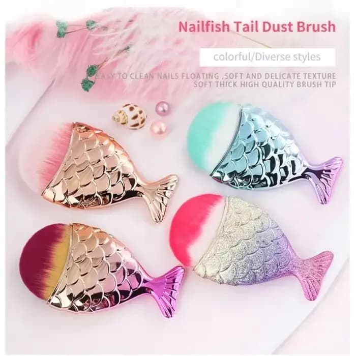 Brosse à ongles en forme de queue de poisson