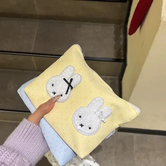 Sac de maquillage Miffy Kawaii de grande capacité, sac de rangement portable pour rouge à lèvres et cosmétiques, jouet cadeau mignon