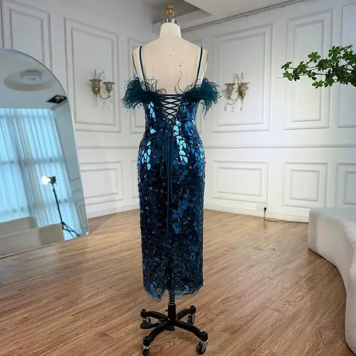 Robe de soirée mi-longue de luxe, bleu paon, perles, miroir, Design de plumes, pour fête formelle, Serene Hill, LA73067, personnalisée