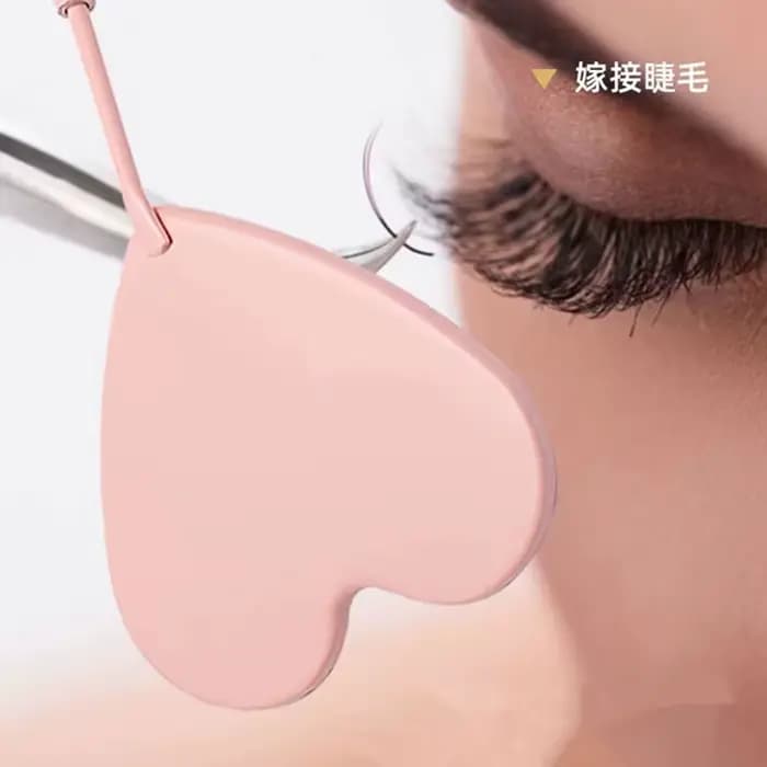 Miroir de contrôle d'extensions de cils en forme de cœur