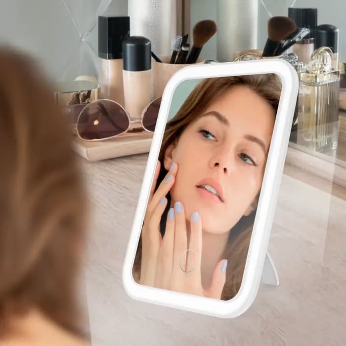 Miroir de maquillage LED avec béquille à écran tactile