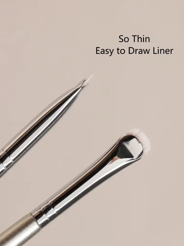 Pinceaux de maquillage pour les yeux incurvés