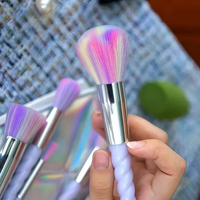 Ensemble de 10 pinceaux de maquillage colorés