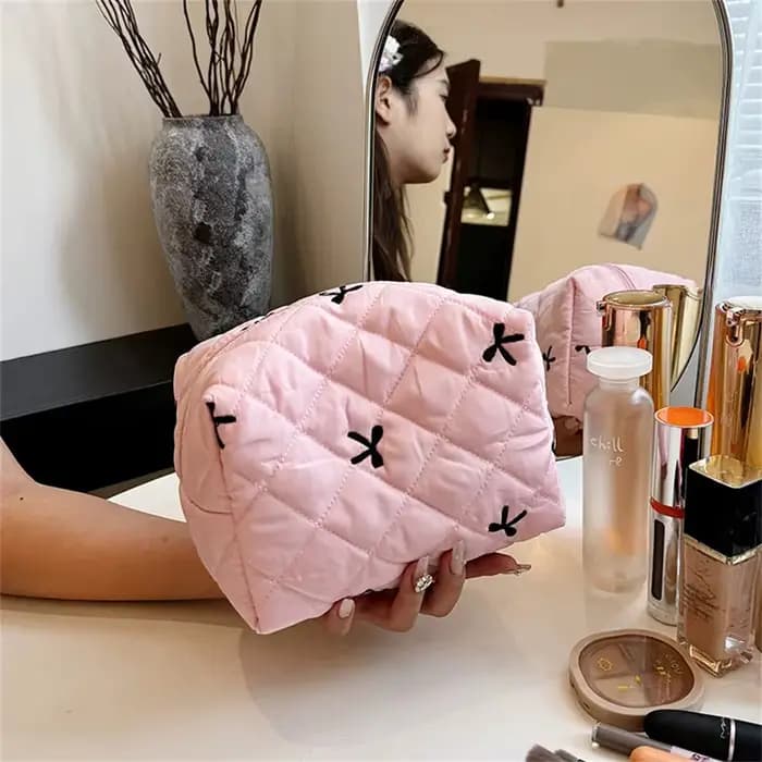 Pochette à maquillage brodée pour femmes
