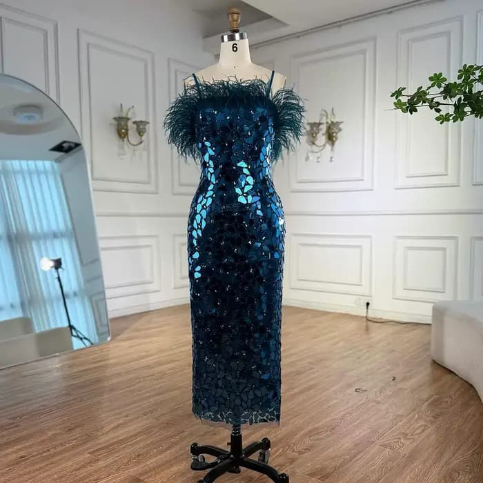Robe de soirée mi-longue de luxe, bleu paon, perles, miroir, Design de plumes, pour fête formelle, Serene Hill, LA73067, personnalisée
