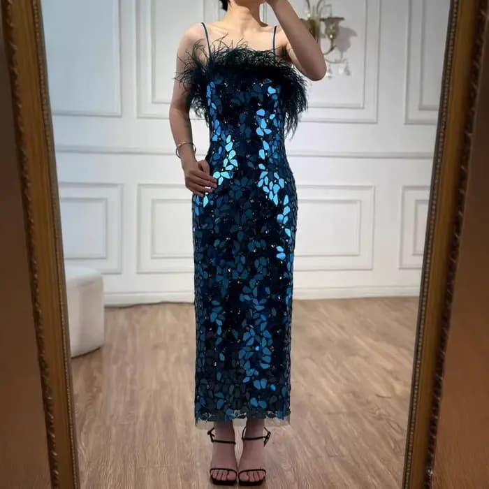 Robe de soirée mi-longue de luxe, bleu paon, perles, miroir, Design de plumes, pour fête formelle, Serene Hill, LA73067, personnalisée