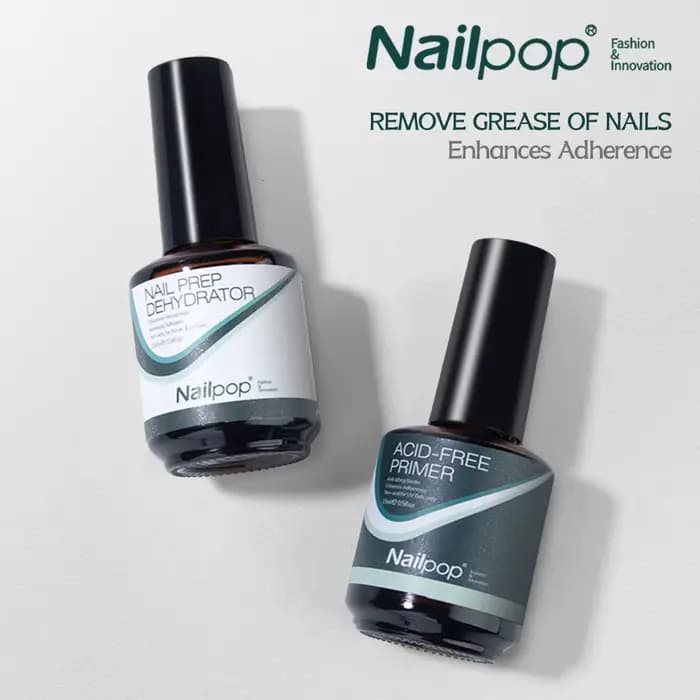Déshydrateur et apprêt pour ongles