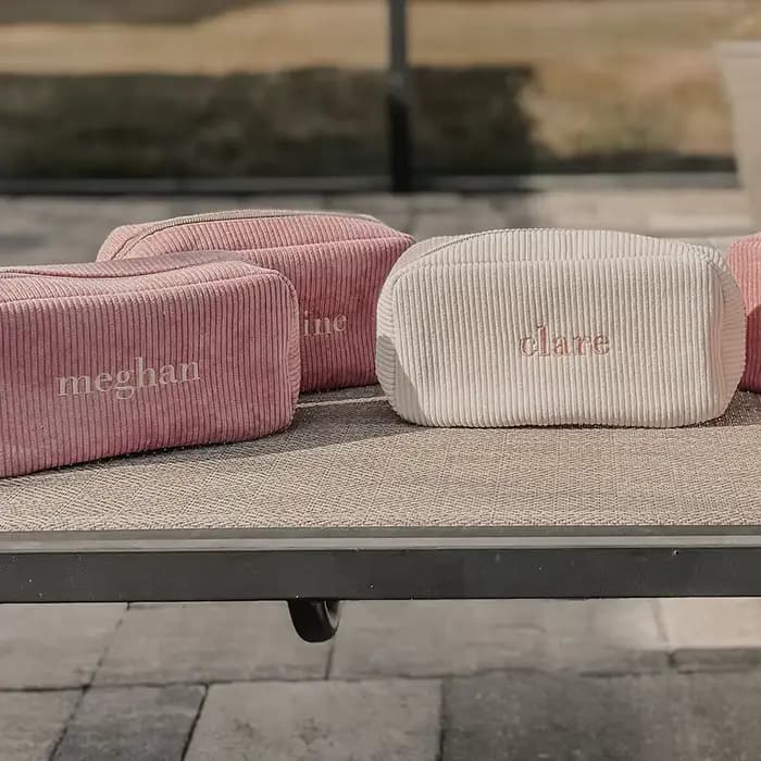 Sac à cosmétiques brodé personnalisé avec nom