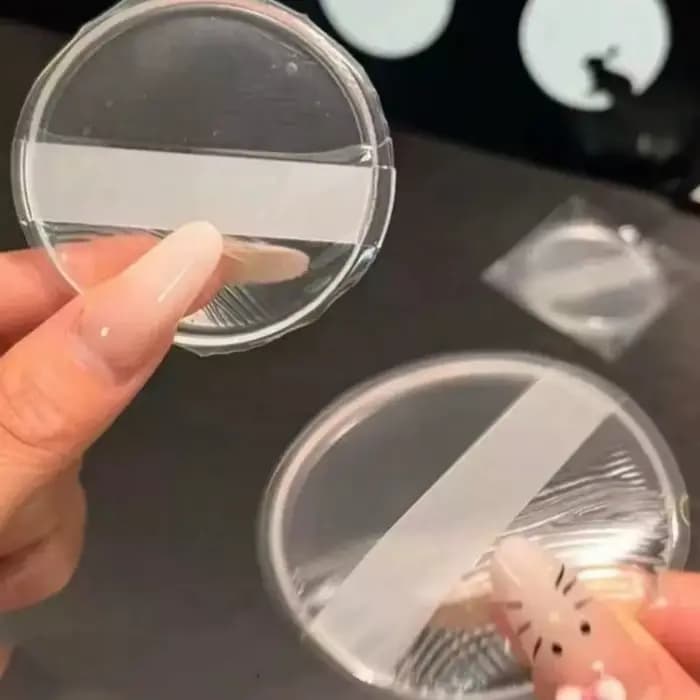 Éponge de maquillage en silicone transparente